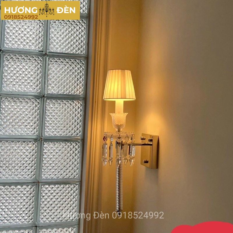 den-vach-tuong-trang-tri-chinh-hang-vdc9802t1